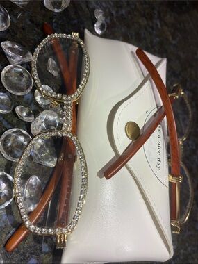 Millionaire Celebrity Glasses “Look Like Money” One (1) Unisex wood—-